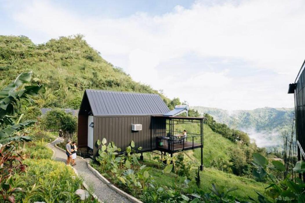 Grey Rock Mountain Cabin W/ Jacuzzi Balamban Luaran gambar